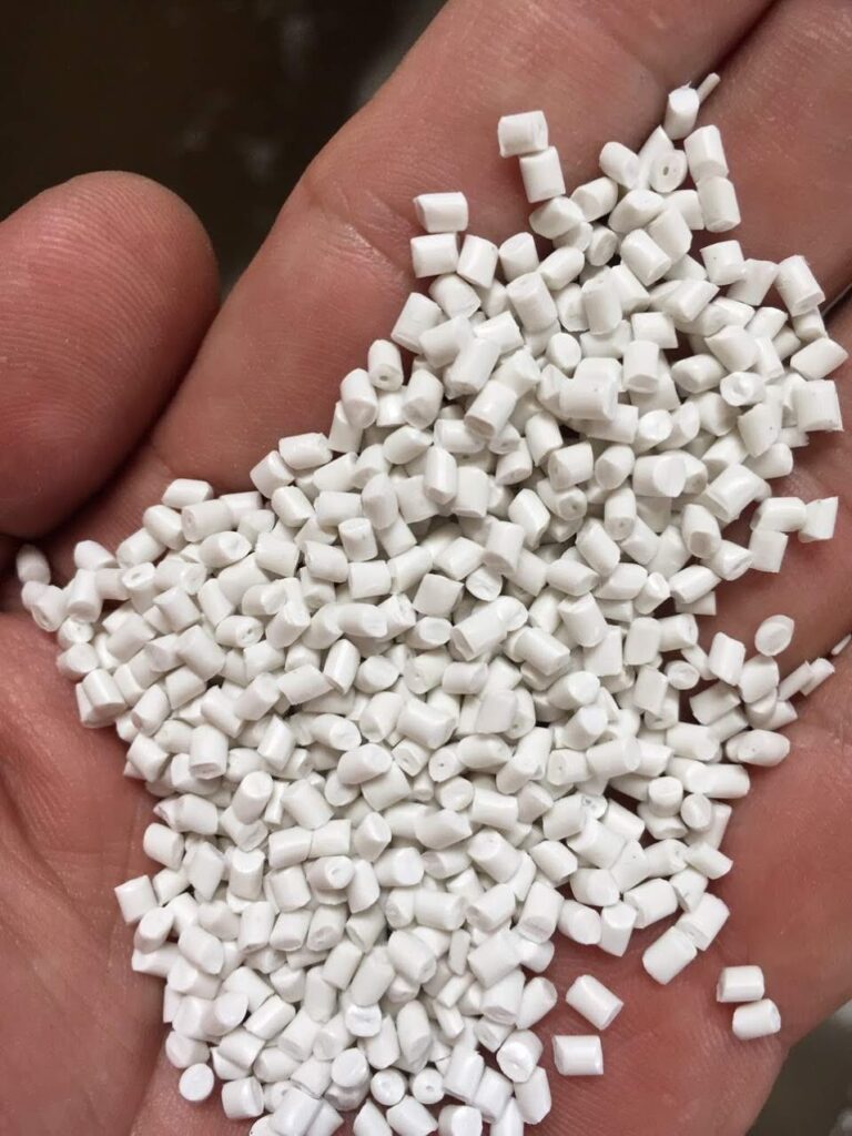 Hạt nhựa tái sinh PP trắng sữa